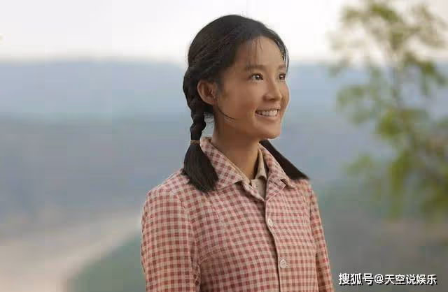 《人生之路》瑩瑩手術大出血,揭開瑩瑩生父身份,馬栓崩潰與巧珍離婚