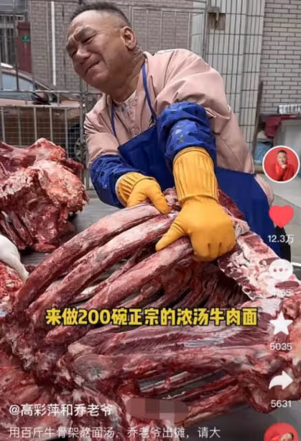 喬任梁爸爸病重！獨自去醫院孤零零顯心酸，清明節都不能去看兒子