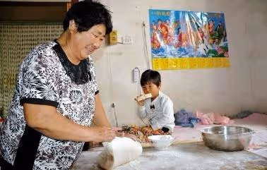 我買補品給婆婆，她說我亂花錢，我拿到廚房，打開冰箱愣住了