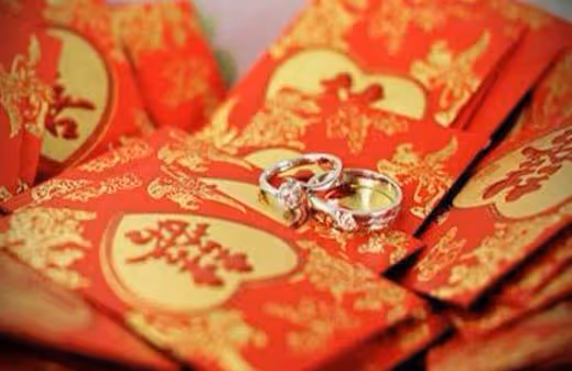 丈夫嫌妻子家出3萬陪嫁太摳,妻子怒懟:你家出1萬彩禮不算摳嗎?