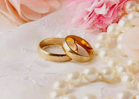 兒媳坐月子給婆婆做飯,丈夫要斷絕關係,媳婦一番話,婆婆傻了眼