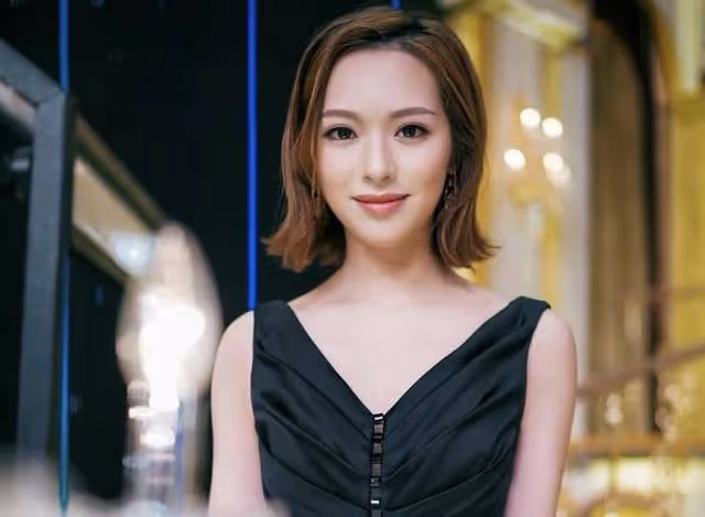 TVB小花發動態再引離巢疑雲,傳因想公開戀情被無線雪藏