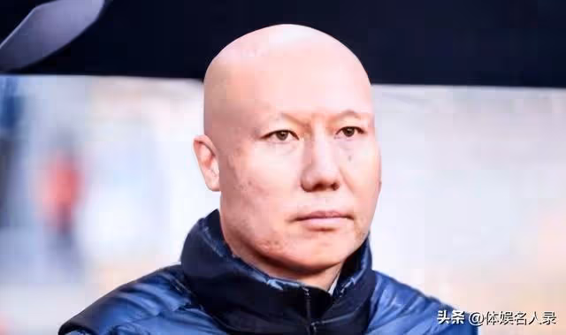 用80萬換退休？前足協主席曝醜聞，李鐵被抓軟肋剃光頭，全交代了