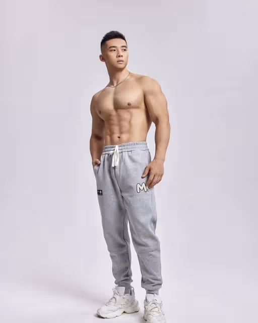 祝萬成:從退役武警到肌肉男神