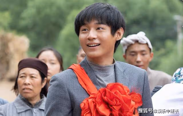 《人生之路》18歲被父親賣掉的巧玲,被現實打回了原形
