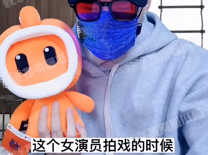 曝二字女星醜聞!隱婚裝單身愛搞劇組夫妻,偷將年齡改小6歲裝嫩