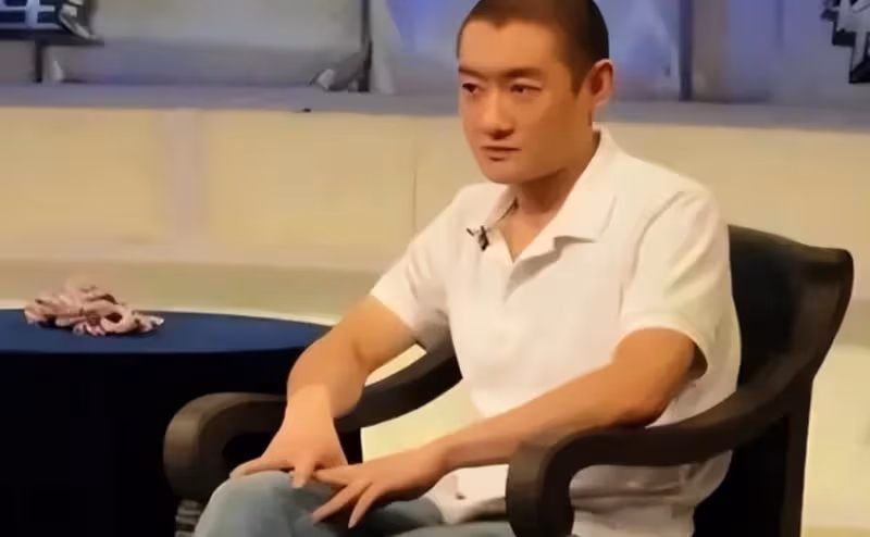 14年後再看李鈺,穿婚紗下葬,男友已另成婚,母親的堅持讓人淚目