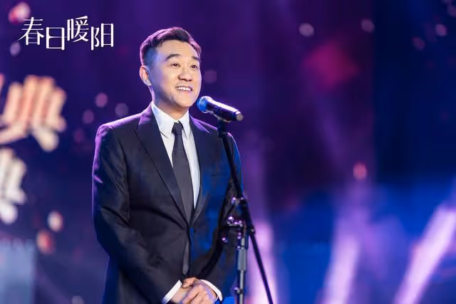 《春日暖陽》太敢拍!諷刺演藝圈亂象,這劇是真厲害