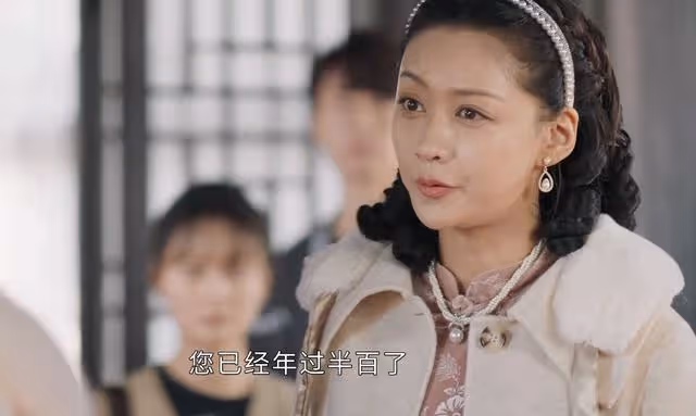 《春日暖陽》太敢拍!諷刺演藝圈亂象,這劇是真厲害