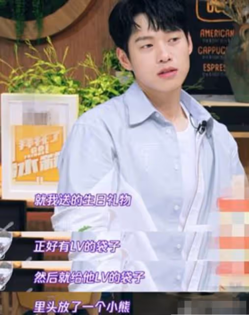 請客沒錢、借錢不還、拿走拖鞋,謝娜逃單算什麼,最後一個才真摳