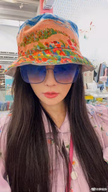 伊能靜帶公婆游泰國，媽媽姐姐等均同行，一行15人浩浩蕩蕩好熱鬧