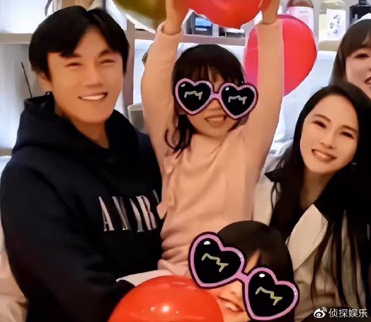 伊能靜帶公婆游泰國，媽媽姐姐等均同行，一行15人浩浩蕩蕩好熱鬧
