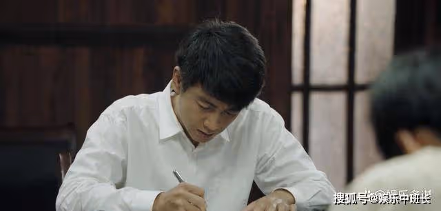 《人生之路》高雙星醉酒揭穿所有，高加林報復拐走秀禮，黃亞萍傻眼