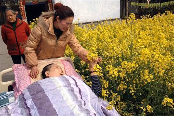 婆婆說她沒有帶孩子的義務,我說我也沒伺候她的義務,她居然哭了