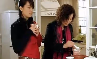 兒媳累了回屋躺會，婆婆指桑罵槐，孫子一句話婆婆瞬間安靜