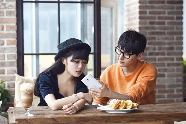 你家那麼有錢，就別要彩禮了，你家多給點陪嫁，以後日子有保障！