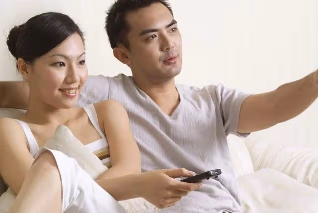 老公提出離婚，我回應他「聽你的」，老公愣住了