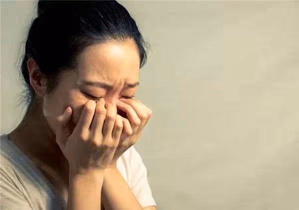 老公,你沒人伺候了就想起我這個免費保姆,你當我傻嗎?