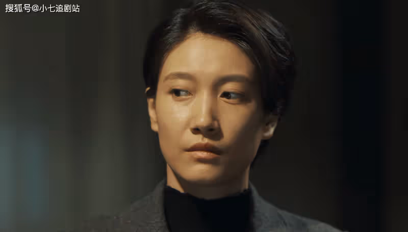 求求國產劇導演，別再把女特工演成戀愛腦了
