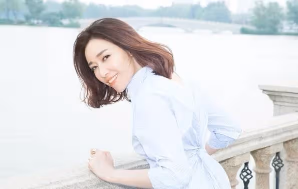 兒媳生孩子婆婆給3萬,岳母嫌少罵她摳門,兒媳:你連3毛也沒給