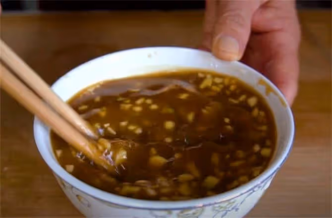 蒸發糕，別放酵母和泡打粉，老師傅教你正宗做法，簡單方便不粘牙