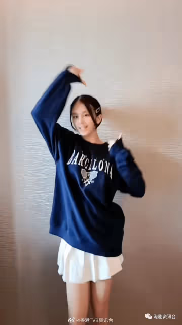 TVB「御用童年」陳偲穎15歲暴風式成長！變長腿美少女擁混血靚樣網民推舉選港姐