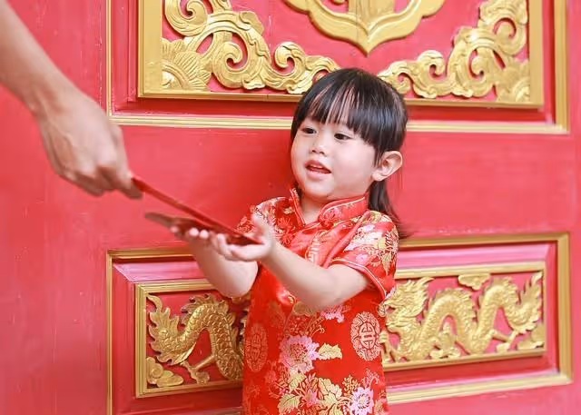 大姑子一直以來看不起我,她買了新房子,婆婆讓我送幾樣家具
