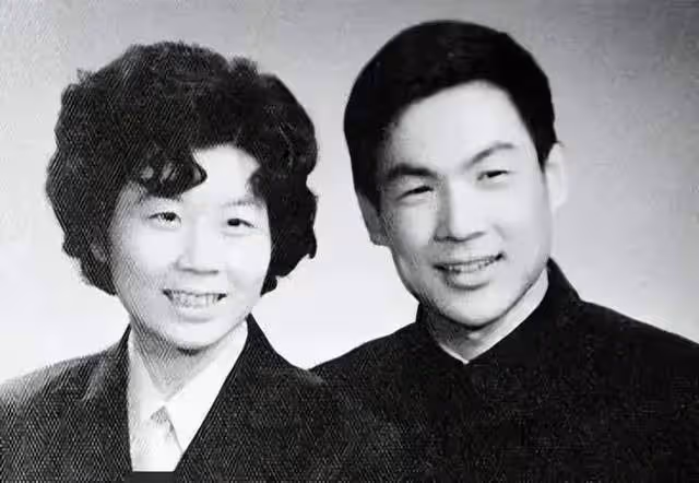 「老乾媽」虧了12億後，75歲陶華碧再出山，直播帶貨遭滑鐵盧
