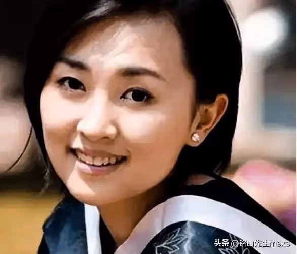 她是「央視恥辱」，曾揚言：在美國當狗，也比在中國當人強！