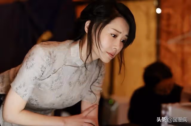 王志文與其戀愛同居4年,劉波為她離婚,許晴為何54歲仍單身?