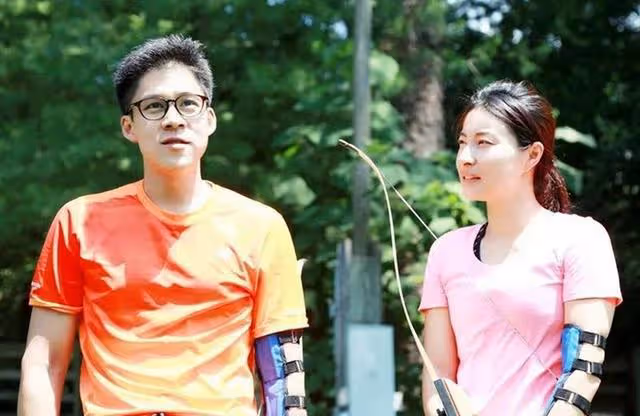郭晶晶與婆婆合體,近況嚇壞眾人:「郭晶晶,你不適合豪門」