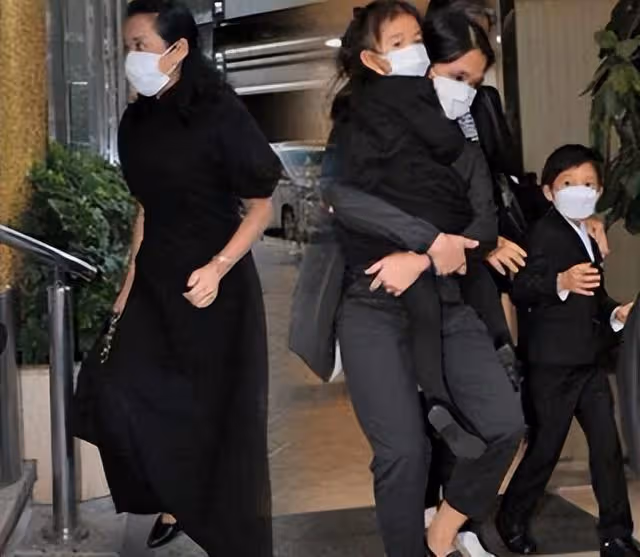 郭晶晶與婆婆合體,近況嚇壞眾人:「郭晶晶,你不適合豪門」