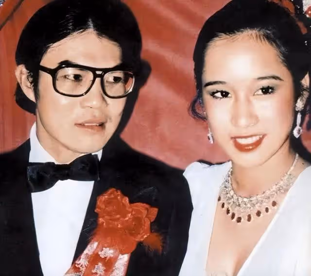 郭晶晶與婆婆合體,近況嚇壞眾人:「郭晶晶,你不適合豪門」