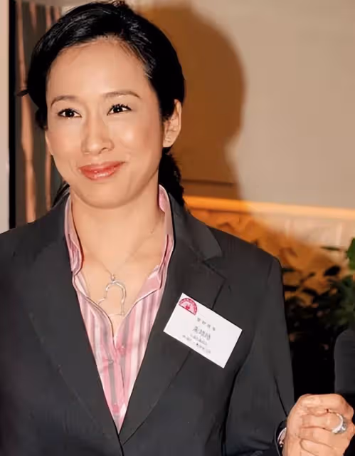 郭晶晶與婆婆合體,近況嚇壞眾人:「郭晶晶,你不適合豪門」