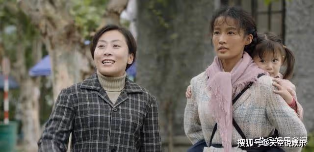 《人生之路》瑩瑩手術大出血曝光血型,意外揭開生父身份,高加林:爹來晚了