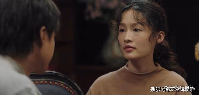 《人生之路》瑩瑩手術大出血曝光血型,意外揭開生父身份,高加林:爹來晚了