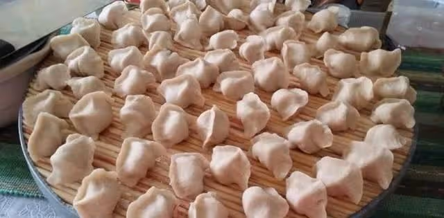 怎樣煮餃子才不破皮?秘訣在這裡,這樣煮的餃子不僅好看而且好吃