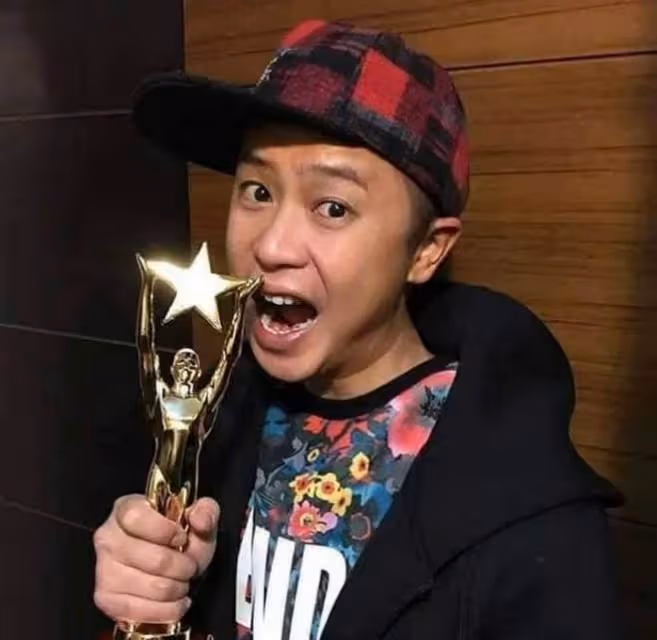 彈頭考上醫學碩士感謝周杰倫,周杰倫在線回應恭喜他
