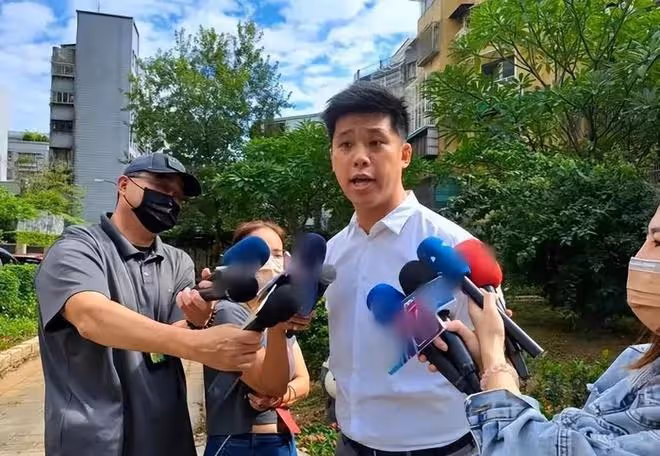 張蘭母子倆：被曝紐約千萬豪宅被法拍，因無人競標損失700萬美金