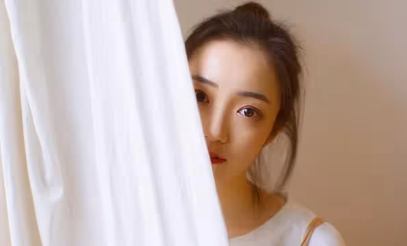 離婚一年，婆婆上門找前兒媳：新兒媳不孕，給你三萬替我生個孫子