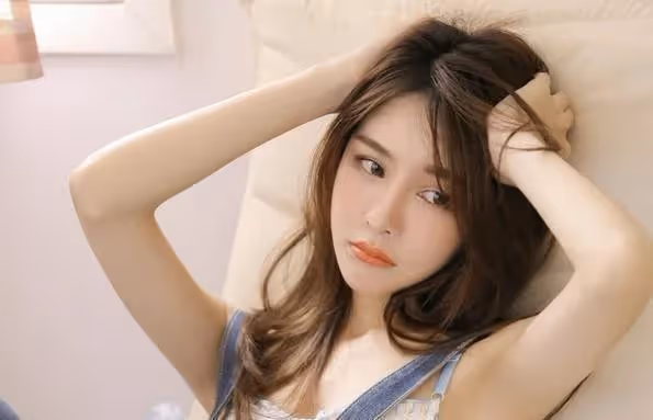 離婚一年,婆婆上門找前兒媳:新兒媳不孕,給你三萬替我生個孫子