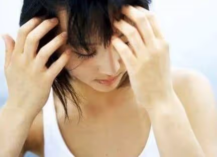 丈夫不去掙錢,婆婆卻說兒媳不上班,兒媳大呼冤枉:孩子誰帶?