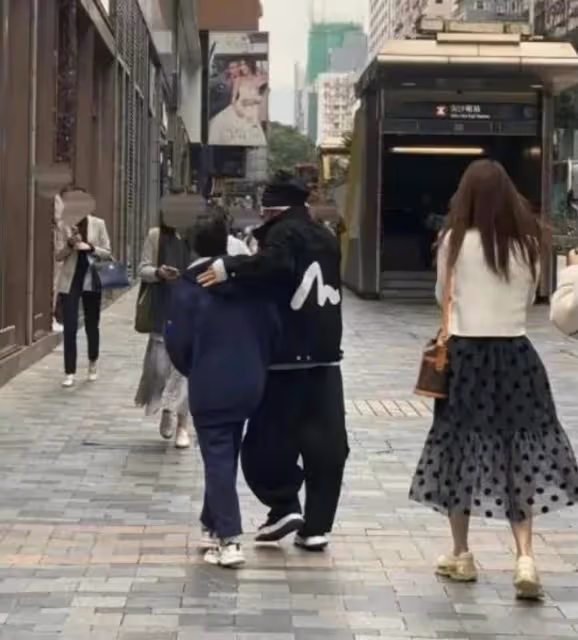 第二個馬蓉?王寶強女友馮清成被執行人,名下3家公司被吊銷執照