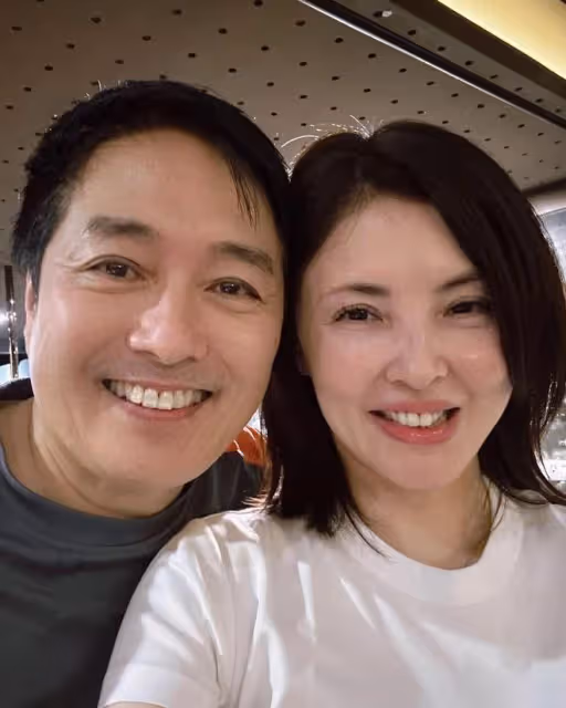 54歲岳翎隱居加拿大行蹤神秘,倆搭檔均稱找不到她!已低調結婚