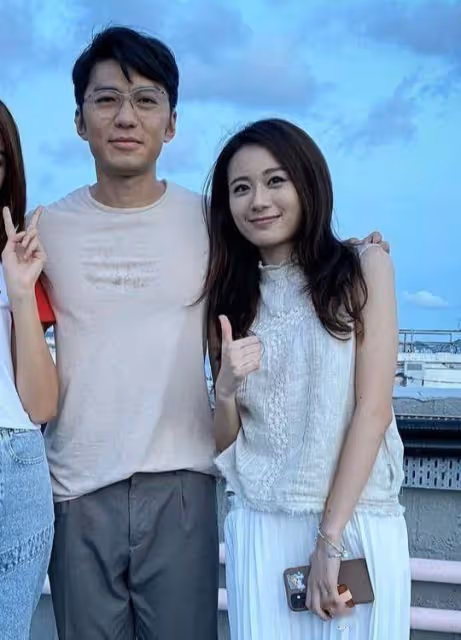 恭喜!前港姐越愛越高調戀情曝光,男方家庭富貴是唱片公司太子爺