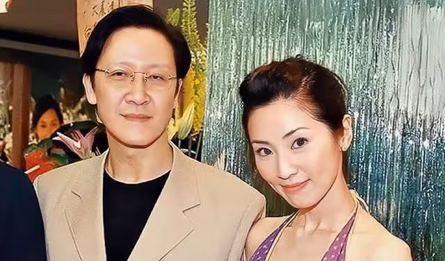 香港女星顏值抗打,開減肥公司身家3億,為討富商歡心給對方洗腳