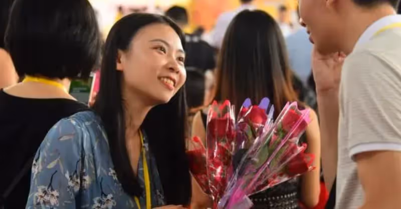 故事：扶弟魔被老公送回娘家，弟弟：姐你回去，我這沒房間收留你