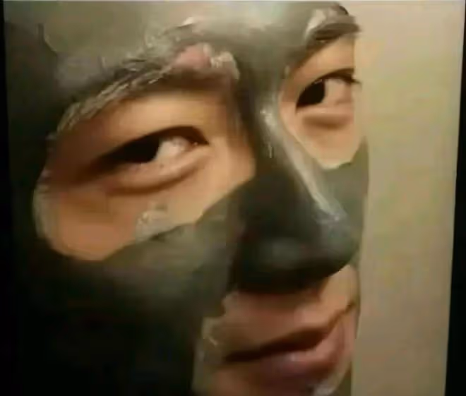 李嫣:曬塞納河畔出遊照,王菲狂試包包逛街掃貨,百元大衣有褶皺