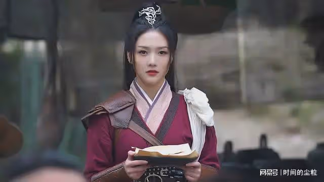 《牛魔王之魔王再臨》:劇情老套,將美女露肉當做「流量密碼」!