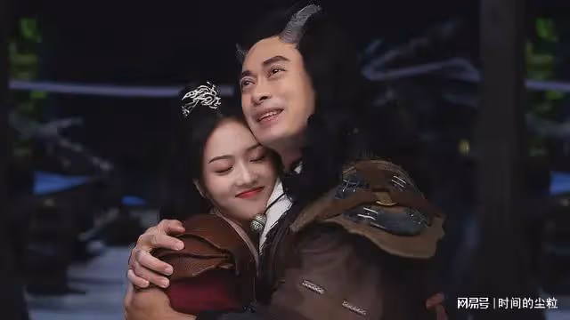 《牛魔王之魔王再臨》：劇情老套，將美女露肉當做「流量密碼」！